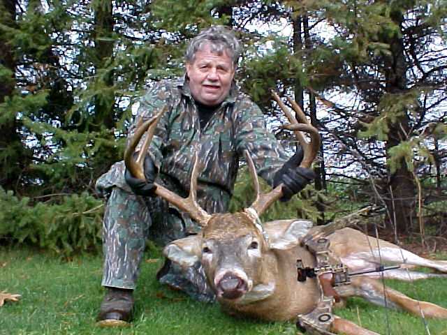 Bow Hunting 2004